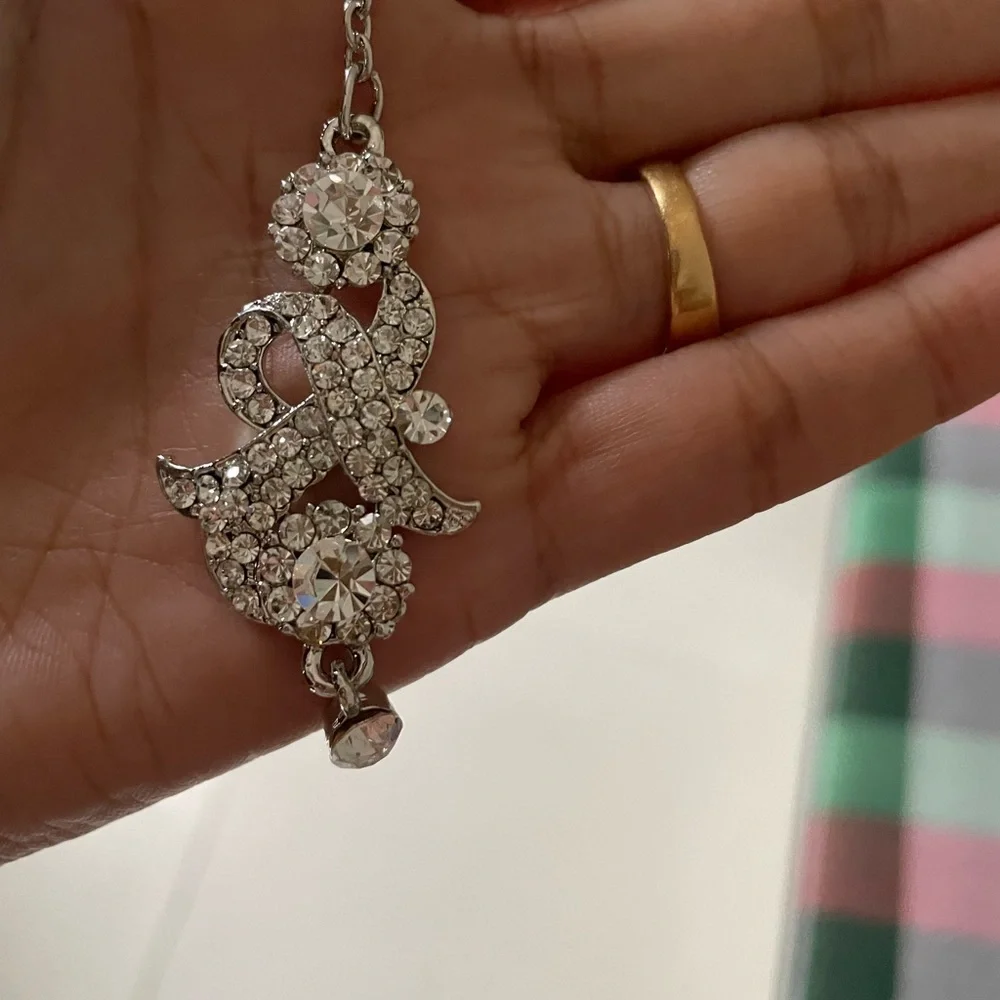 Artificial diamond full set with maang tika and earrings free size - Picture 3 of 5